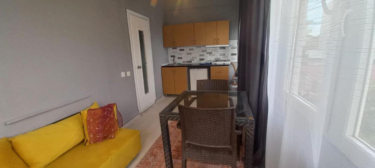 Mert Apart Hotel Бельдиби Экстерьер фото